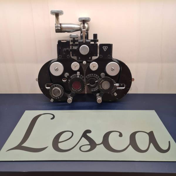 Lunettes intemporelles femme de marque Lesca 